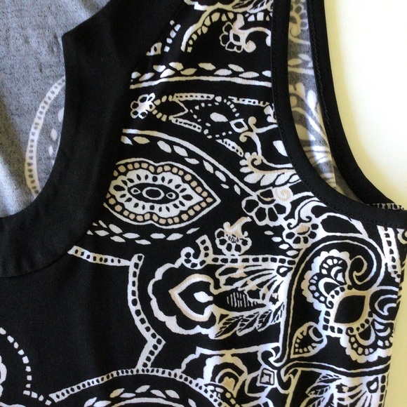 WHITE HOUSE BLACK MARKET PRINTED TUNIC TOP SIZE SMALL - Picture 11 of 12